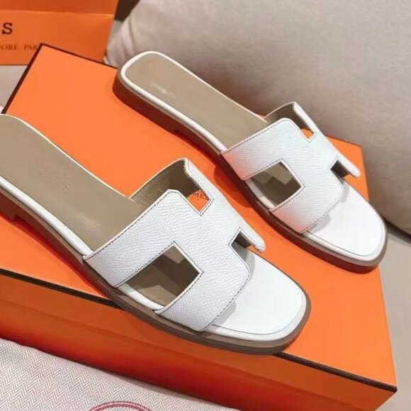 Women's  Hermes Sandal - Picture 1 of 5